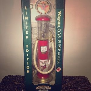 Texaco Model Gas Pump